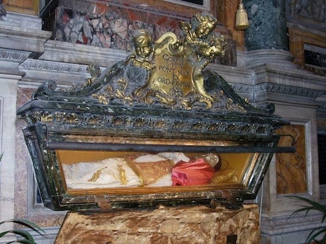 Pius V Corpus